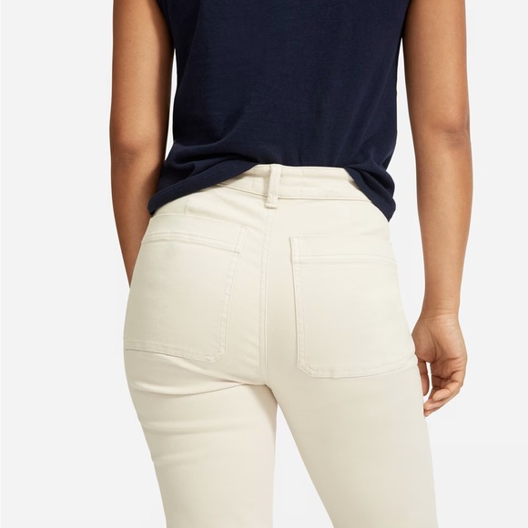 EVERLANE Slim Leg Crop Trouser in Sandstone - Picture 3 of 13